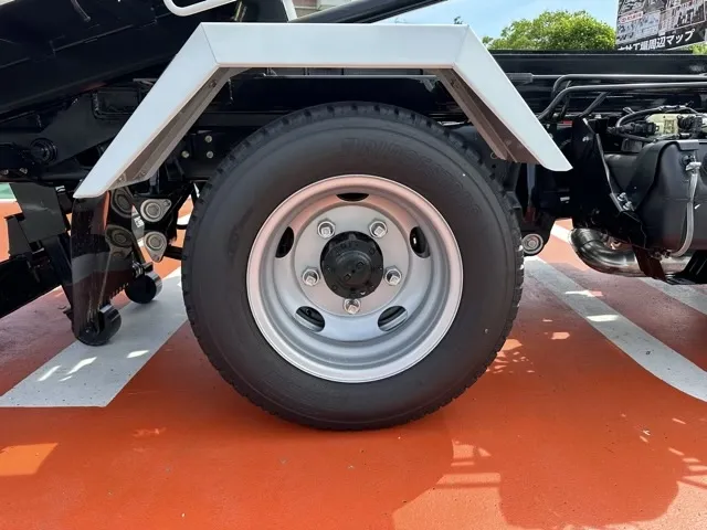 キャンター(三菱)３ｔ ローダースライドダンプレンタ登録済未使用車 11