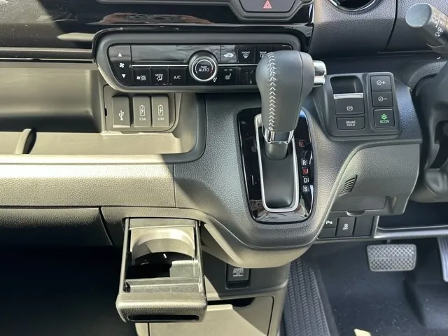 N-BOX(ホンダ)Ｌターボ中古車 18