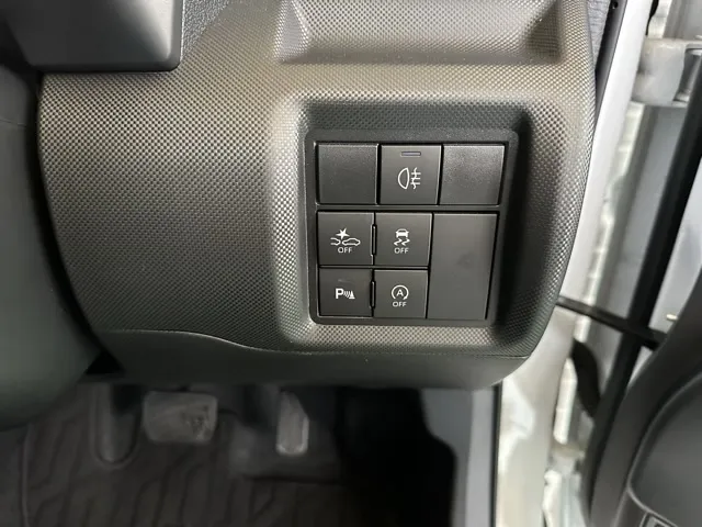 ロッキー(ダイハツ)プレミアムG UGPディーラ-試乗車 13