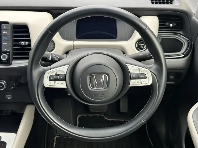フィット(ホンダ)e：HEV ホーム メゾンレンタUP 8