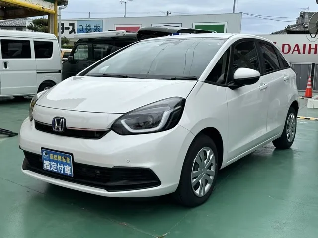 フィット(ホンダ)e：HEV ホームディーラ-試乗車 1