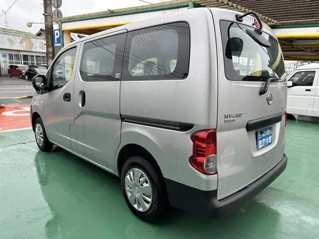 バネット(ニッサン)DX 2人乗中古車 2