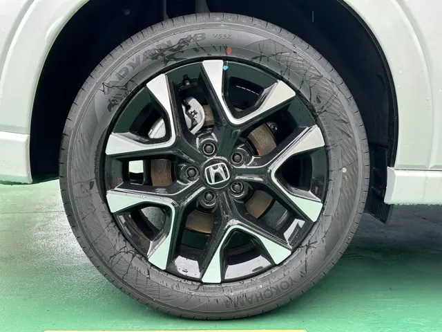 ZR-V(ホンダ)e：HEV Z ４ＷＤ 登録済未使用車 13