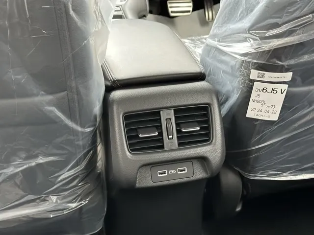 ZR-V(ホンダ)e：HEV Z ４ＷＤ 登録済未使用車 7