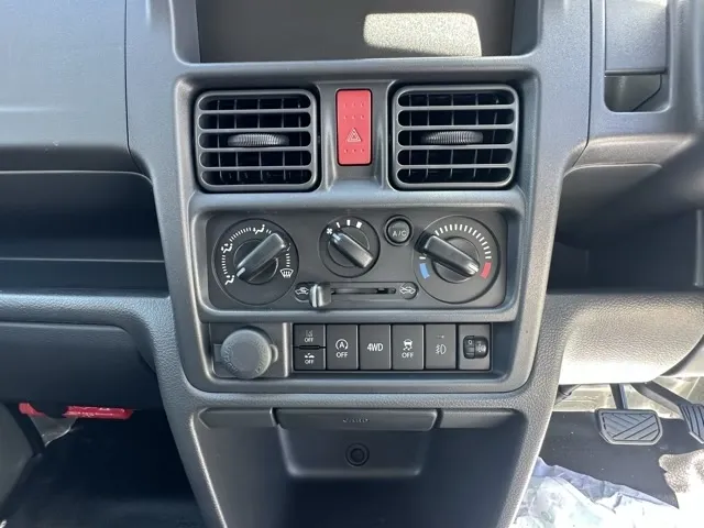 キャリートラック(スズキ)スーパーキャリイX 4WD AT届出済未使用車 12