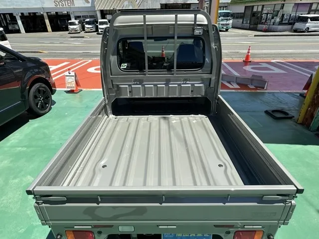 キャリートラック(スズキ)スーパーキャリイX 4WD AT届出済未使用車 4
