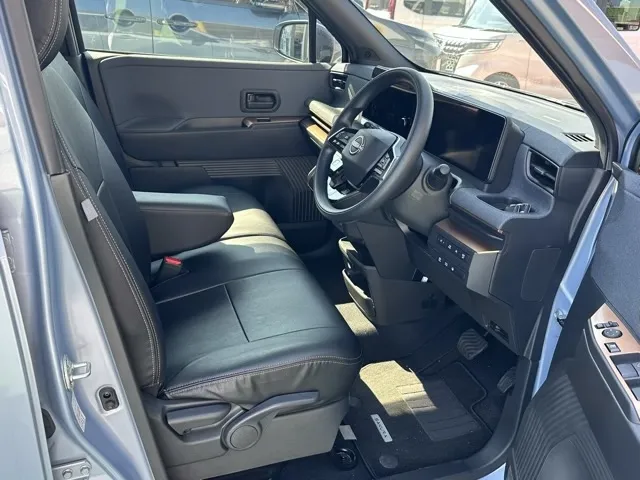 サクラ(ニッサン)G中古車 12