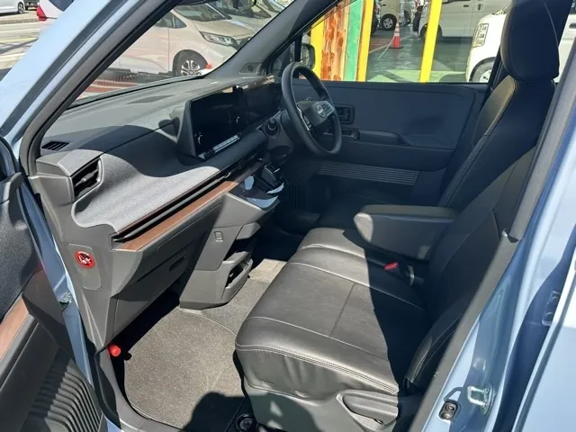サクラ(ニッサン)G中古車 3