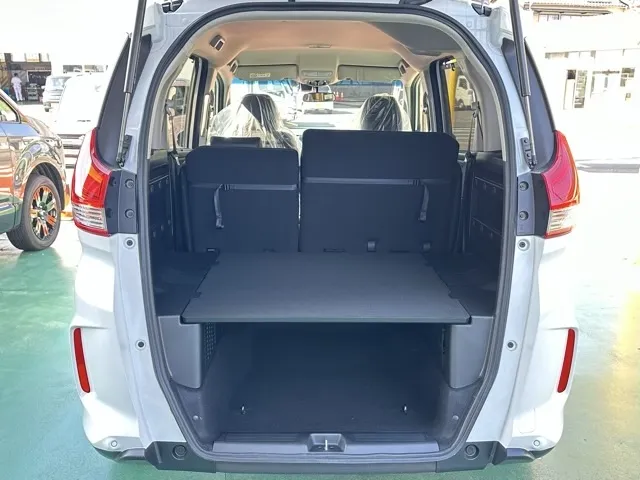 フリード(ホンダ)クロスター登録済未使用車 9
