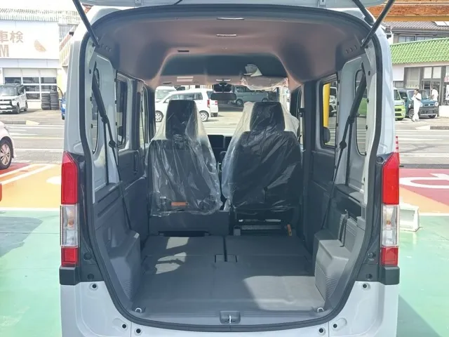 N-VAN(ホンダ)Gタイプ AT ４WD届出済未使用車 9