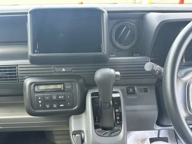 N-VAN(ホンダ)Gタイプ AT ４WD届出済未使用車 17