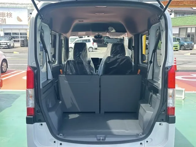 N-VAN(ホンダ)Gタイプ AT ４WD届出済未使用車 8