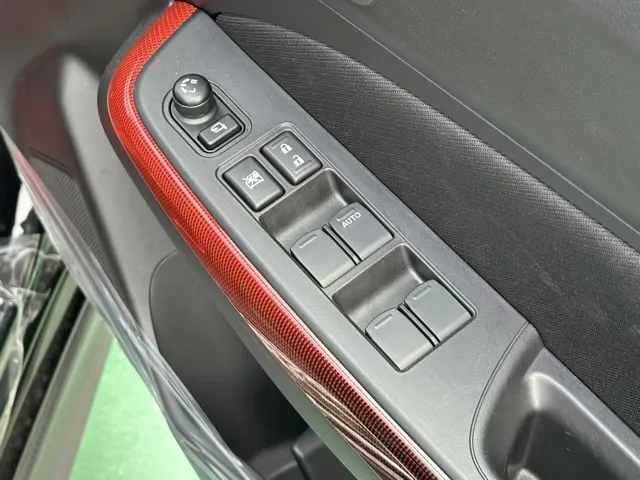 スイフト(スズキ)ベースグレード　セーフティサポート非装着車 MTディーラ-試乗車 10