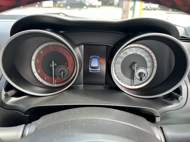 スイフト(スズキ)ベースグレード　セーフティサポート非装着車 MTディーラ-試乗車 15