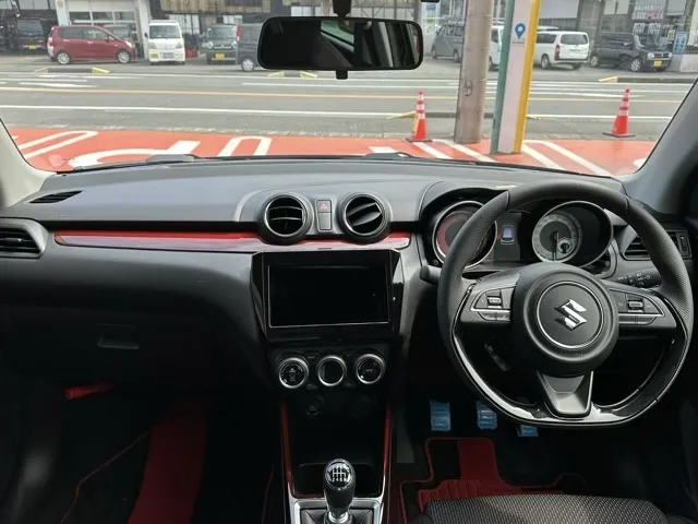 スイフト(スズキ)ベースグレード　セーフティサポート非装着車 MTディーラ-試乗車 5