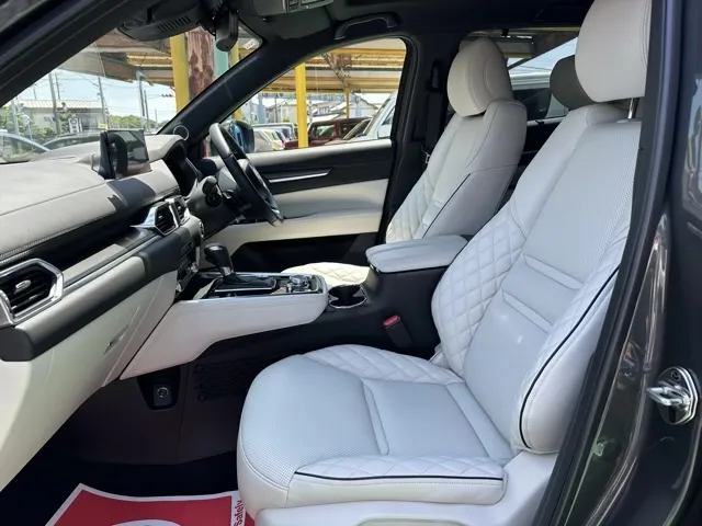 CX-8(マツダ)25T エクスクルーシブモード 4WD中古車 2