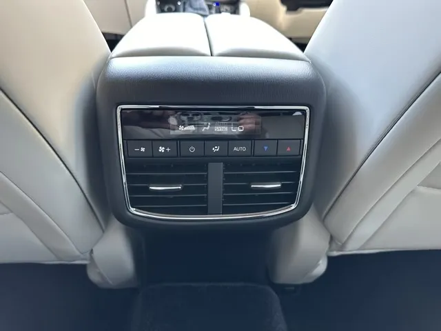 CX-8(マツダ)25T エクスクルーシブモード 4WD中古車 3