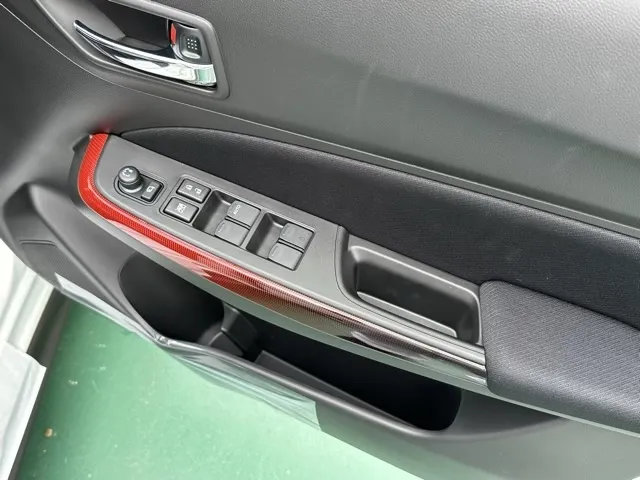 スイフト(スズキ)ベースグレード　セーフティサポート　AT登録済未使用車 11