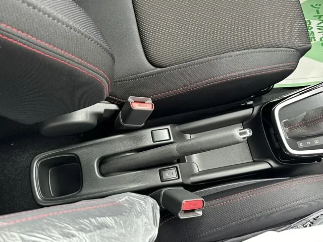 スイフト(スズキ)ベースグレード　セーフティサポート　AT登録済未使用車 16