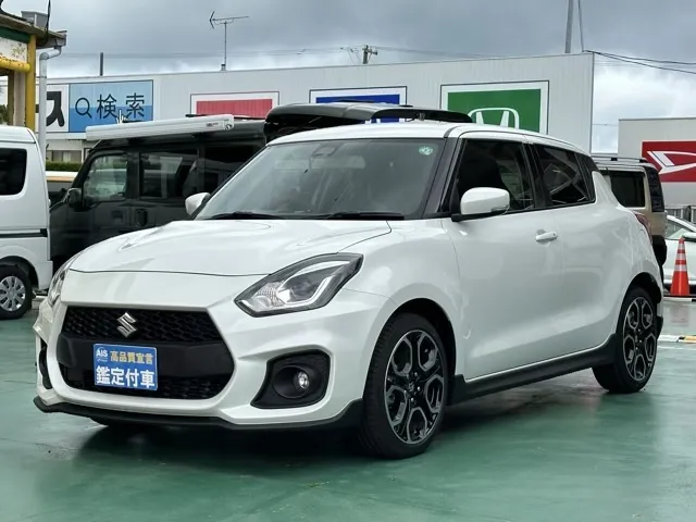 スイフト(スズキ)ベースグレード　セーフティサポート　AT登録済未使用車 1