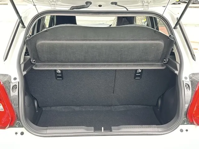 スイフト(スズキ)ベースグレード　セーフティサポート　AT登録済未使用車 7