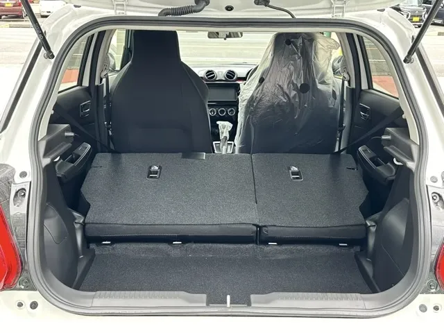 スイフト(スズキ)ベースグレード　セーフティサポート　AT登録済未使用車 8