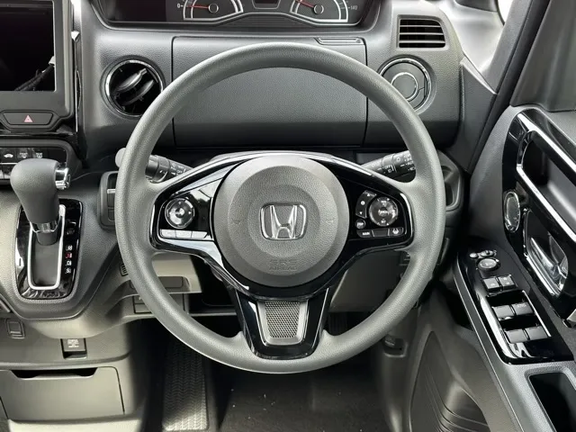 N-BOX(ホンダ)Ｌ届出済未使用車 6