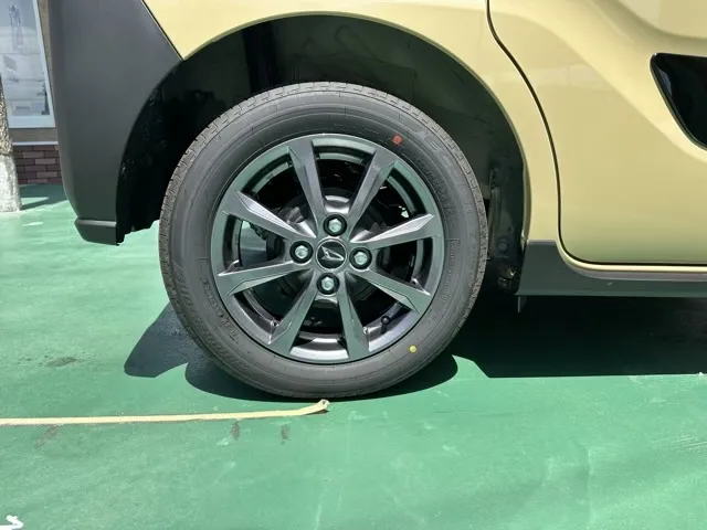 タント(ダイハツ)ファンクロス届出済未使用車 14