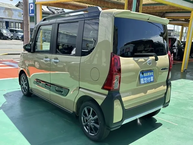 タント(ダイハツ)ファンクロス届出済未使用車 2