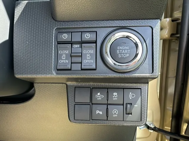 タント(ダイハツ)ファンクロス届出済未使用車 15