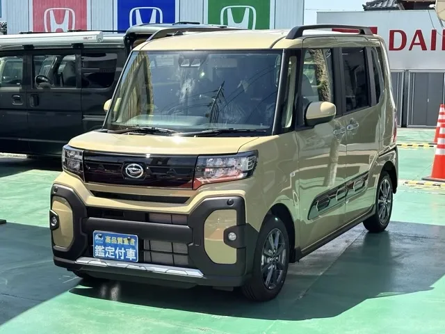タント(ダイハツ)ファンクロス届出済未使用車 1