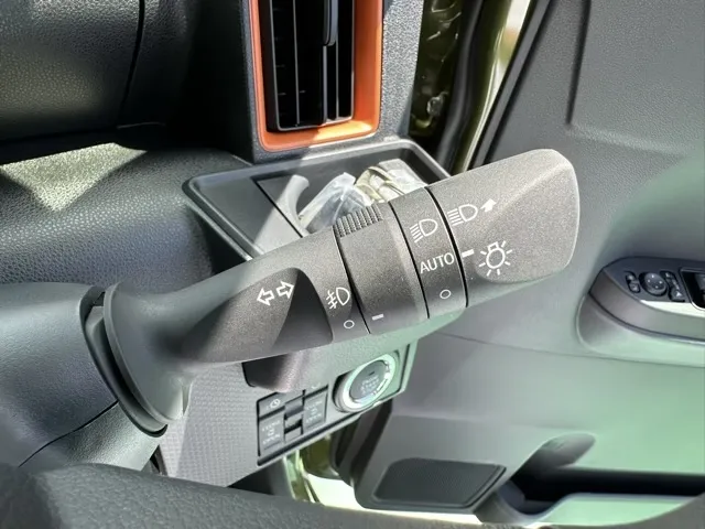 タント(ダイハツ)ファンクロス届出済未使用車 19
