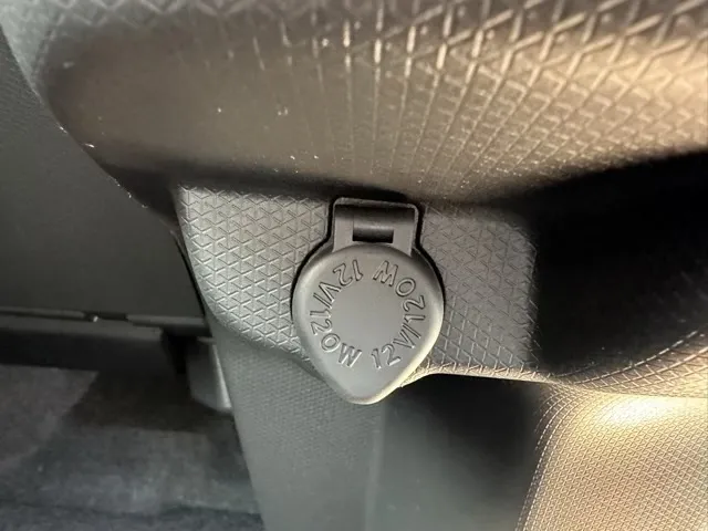 タント(ダイハツ)ファンクロス届出済未使用車 24