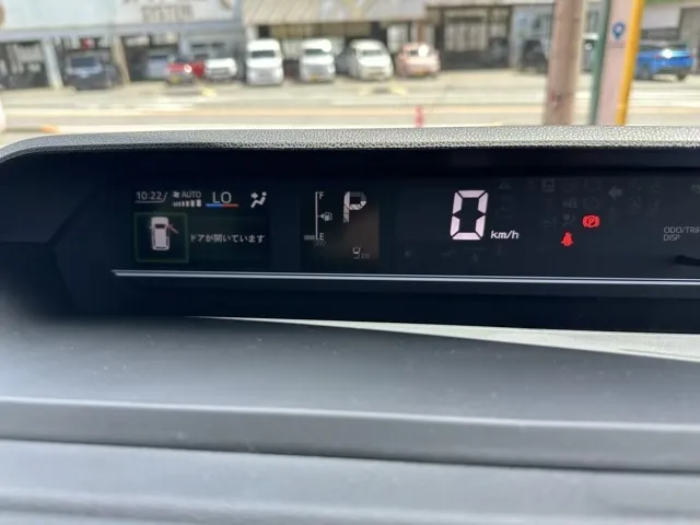 タント(ダイハツ)ファンクロス届出済未使用車 25
