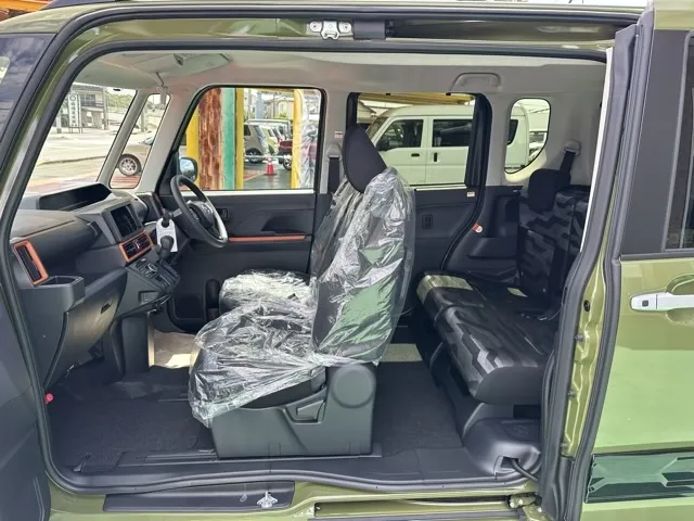 タント(ダイハツ)ファンクロス届出済未使用車 5