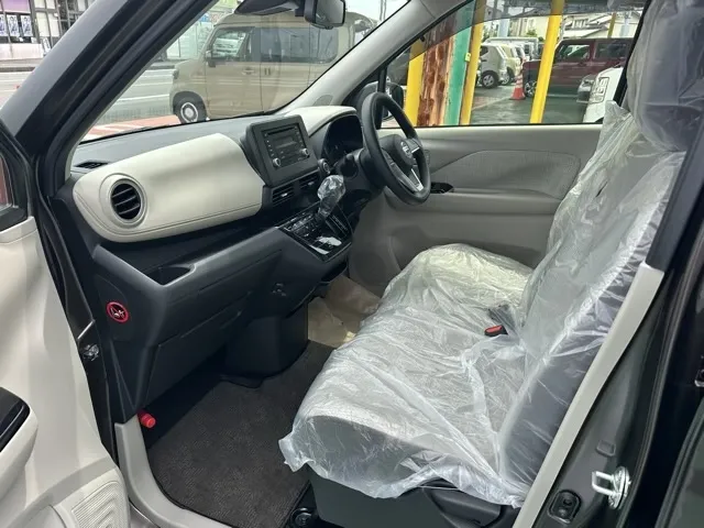 デイズ(ニッサン)Ｘ届出済未使用車 3