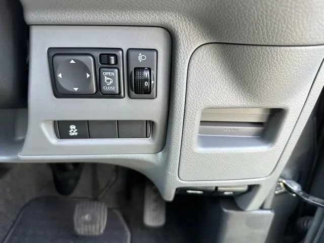 バネット(ニッサン)DX 2人乗登録済未使用車 9