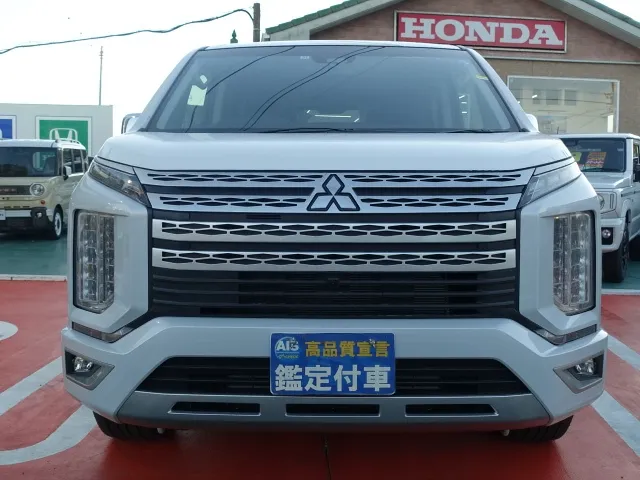 デリカD:5(三菱)Ｐ 7人 ナビ取付PKGⅡ+後席モニター取付PKG オートステップ付レンタ登録済未使用車 27