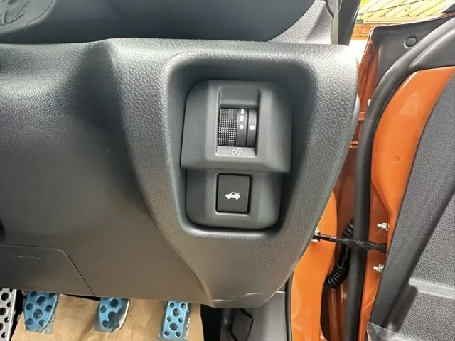 GR86(トヨタ)RZ 10thアニバーサリーLTD 6MT登録済未使用車 13
