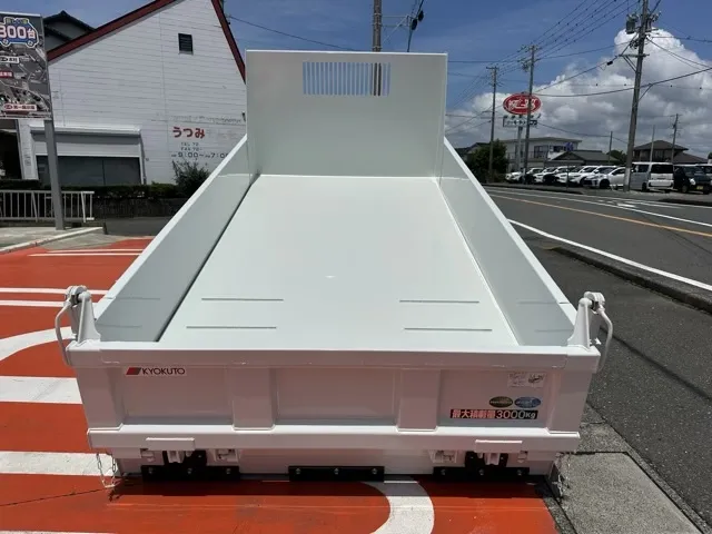 キャンター(三菱)３ｔ ローダースライドダンプレンタ登録済未使用車 10