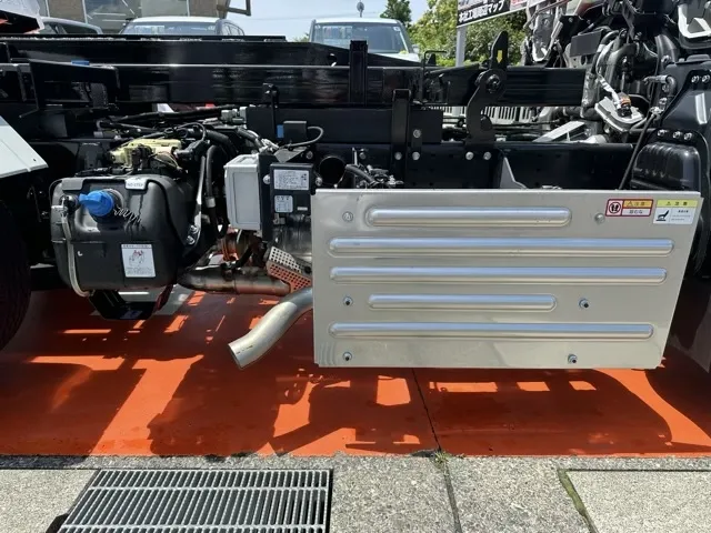 キャンター(三菱)３ｔ ローダースライドダンプレンタ登録済未使用車 13
