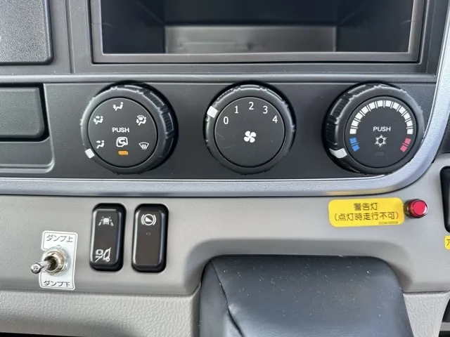キャンター(三菱)３ｔ ローダースライドダンプレンタ登録済未使用車 24