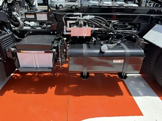 キャンター(三菱)３ｔ ローダースライドダンプレンタ登録済未使用車 7