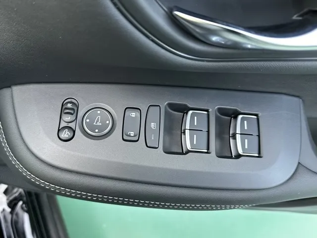 ZR-V(ホンダ)X登録済未使用車 15
