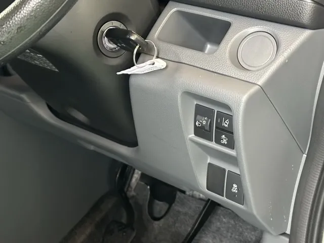 N-VAN(ホンダ)Gタイプ MT ４WD届出済未使用車 13