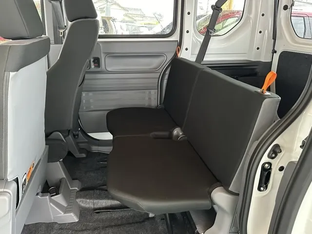 N-VAN(ホンダ)Gタイプ MT ４WD届出済未使用車 4
