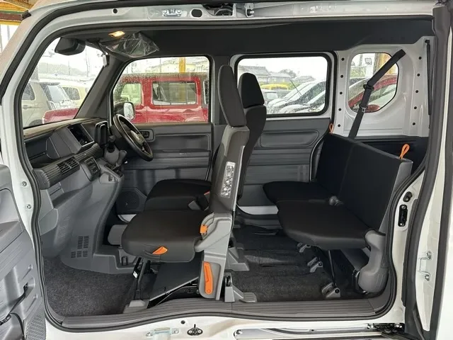 N-VAN(ホンダ)Gタイプ MT ４WD届出済未使用車 5