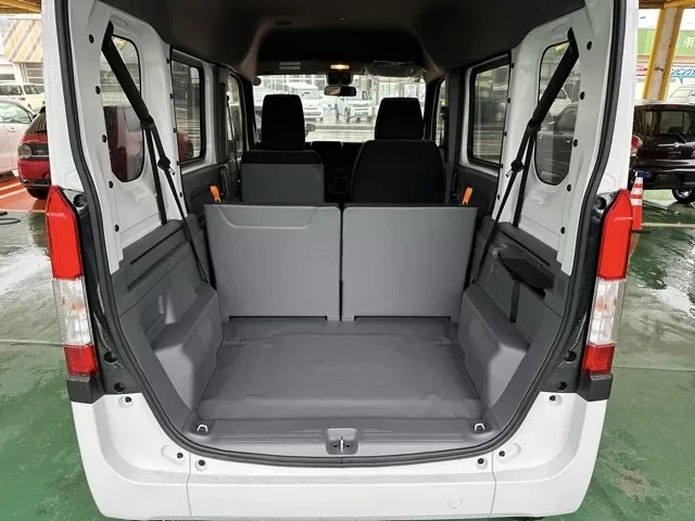 N-VAN(ホンダ)Gタイプ MT ４WD届出済未使用車 8