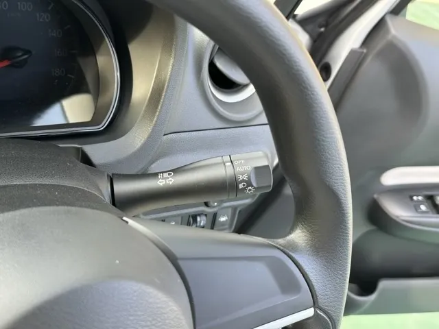 ノート(ニッサン)Ｘ中古車 14