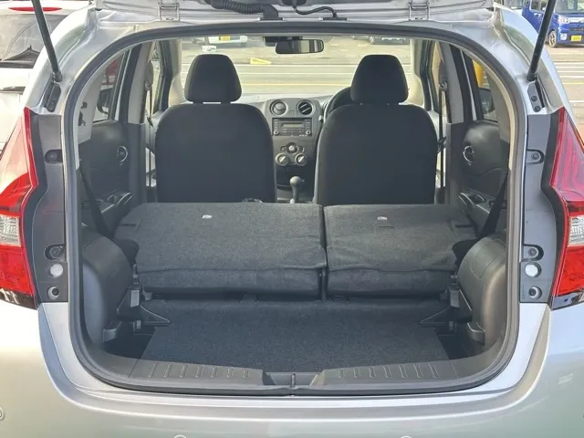 ノート(ニッサン)Ｘ中古車 7